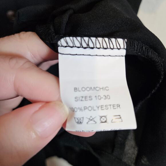 Bloomchic Lace Laser Cut Trim Button Front Blouse Black Whimsigoth Plus Sz 22 24 - Picture 9 of 10